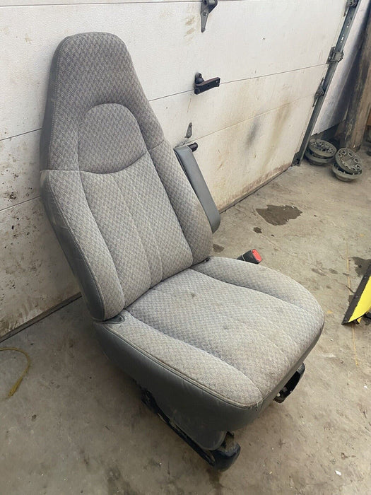 1997-Current Chevy Express GMC Savana Van Front Passenger Bucket Seat #314E