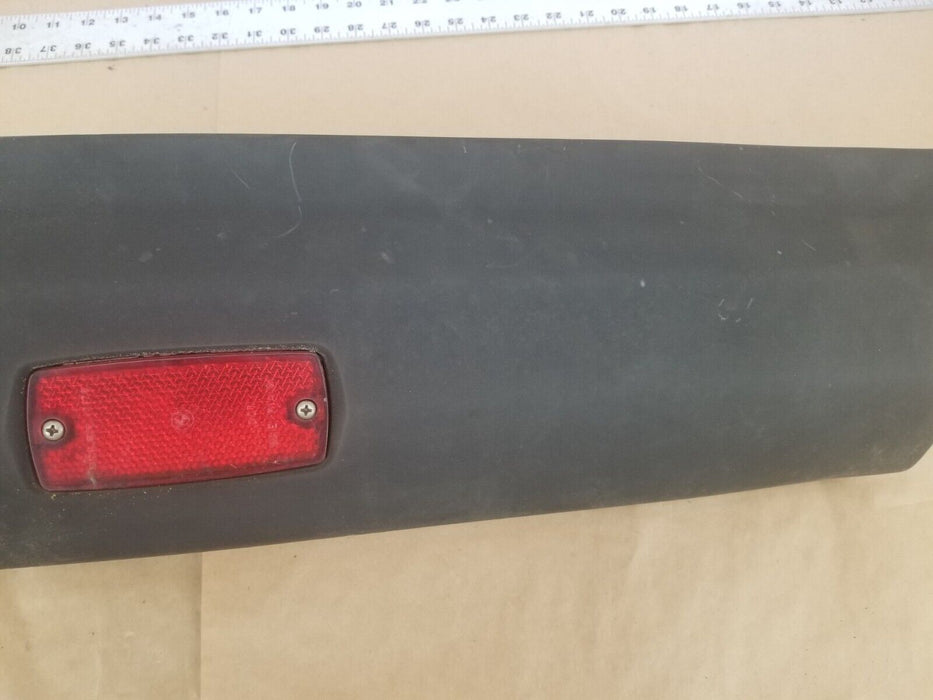 1984-93 BMW E30 318i 325i OEM RH RIGHT REAR BUMPER COVER TRIM MARKER #CN531