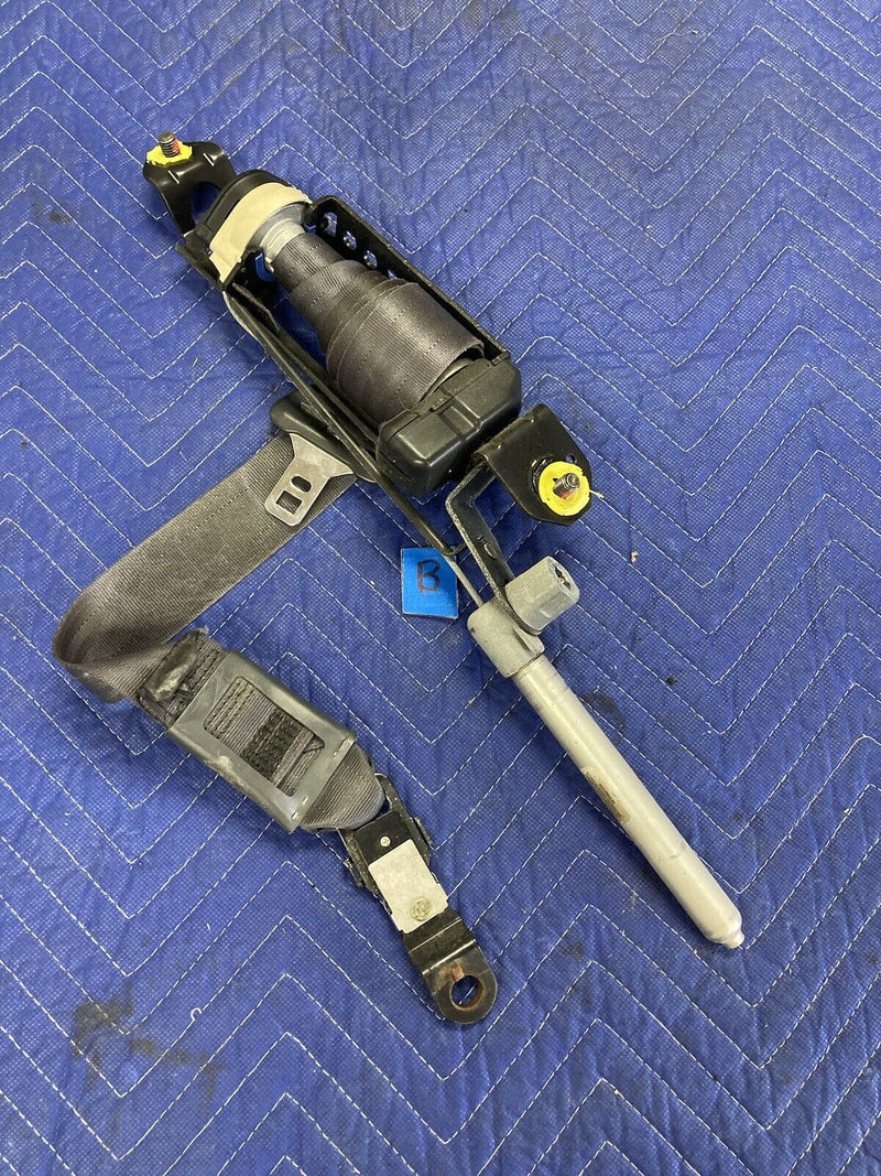 2004 2006 2007 Volvo S60R S60 Front Driver Left Seat Belt Retractor OEM #2768M
