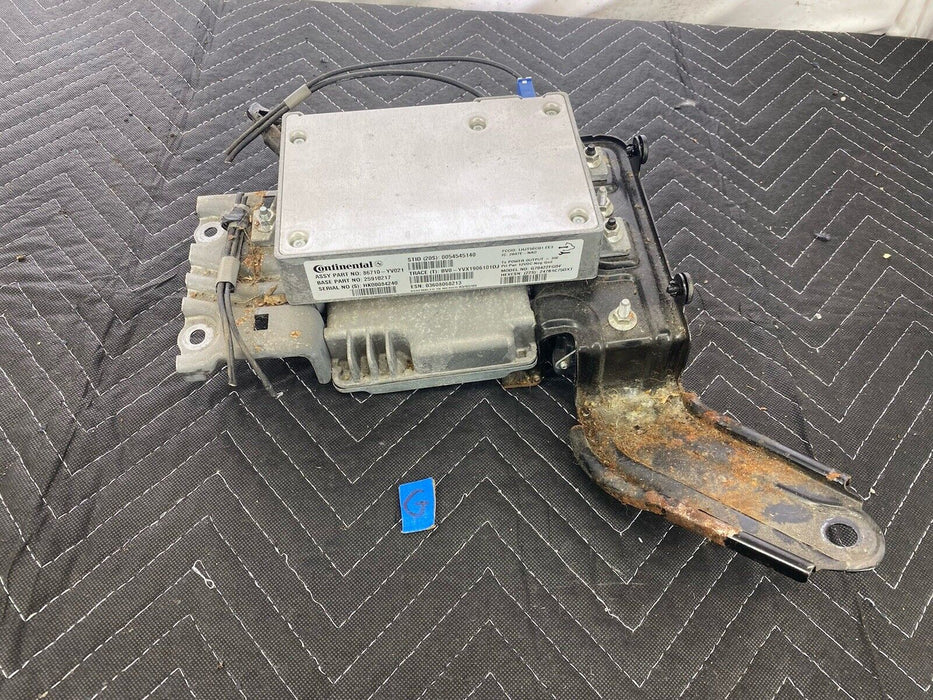 2009-2010 Pontiac Vibe ECU Computer & Onstar Module Unit 86710-YV021 OEM #3161E