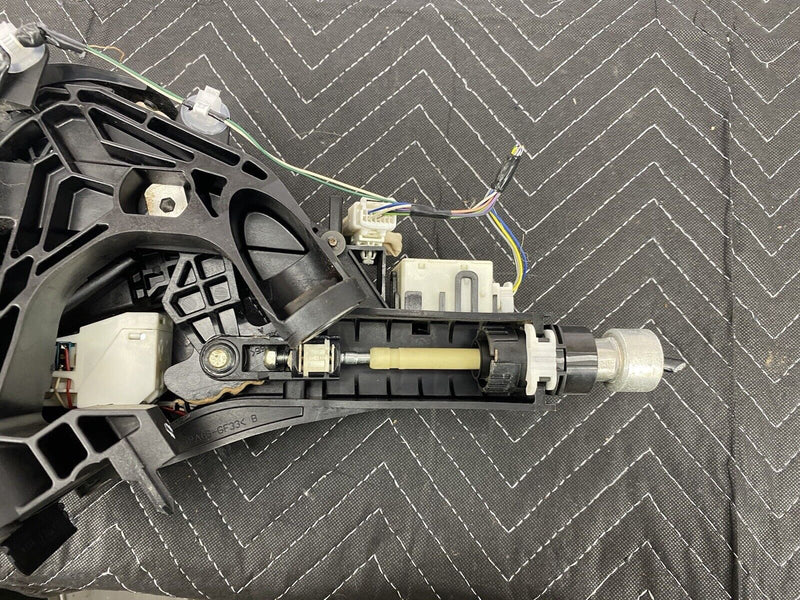 09-10 Pontiac Vibe 09-13 Toyota Matrix Shifter Assembly Automatic OEM #3115E