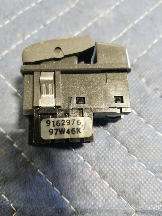 1998-2000 Volvo V70 S70 V70R Fog Light Lamp Switch OEM 9162976 #318AN