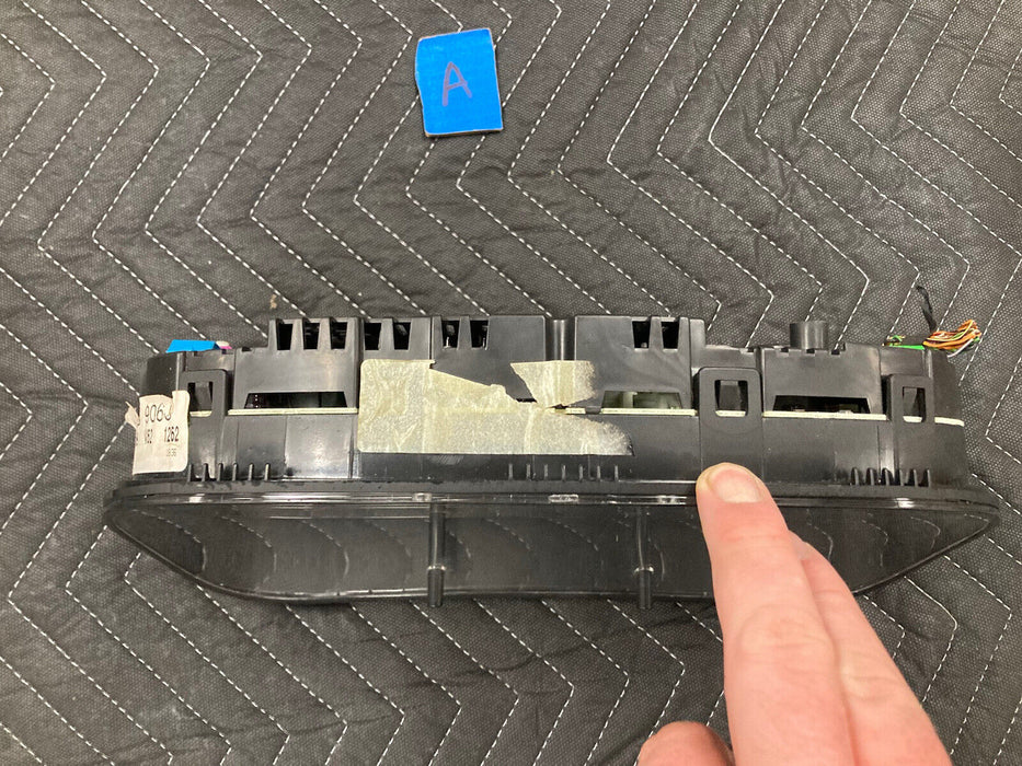 1999-2005 Volkswagen VW Jetta MK4 Gauge Cluster Instrument Manual OEM #2361M