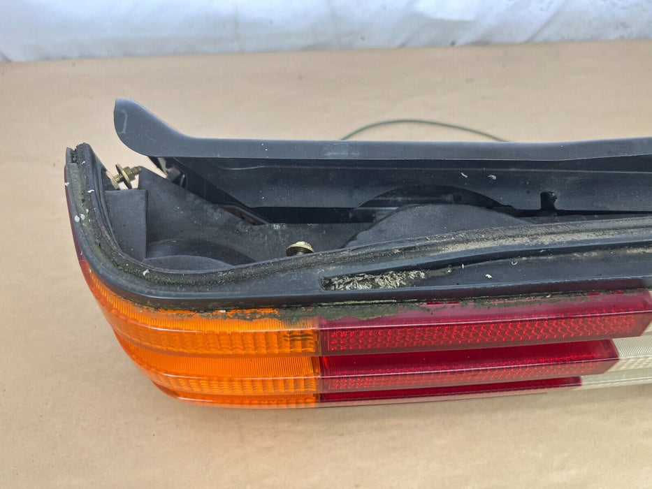 1979-1985 Mercedes 300SD W126 Left Rear Tail Light Assembly Lamp OEM #287EM