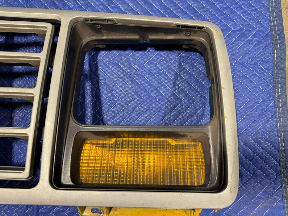 1983-1991 Ford Econoline Van Grille Chrome Complete & Turn Signals OEM #3174E