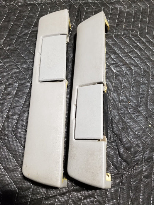 1988-1994 Chevy C/K 1500 Right & Left Rear Arm Rests Pair Light Gray OEM #267AN