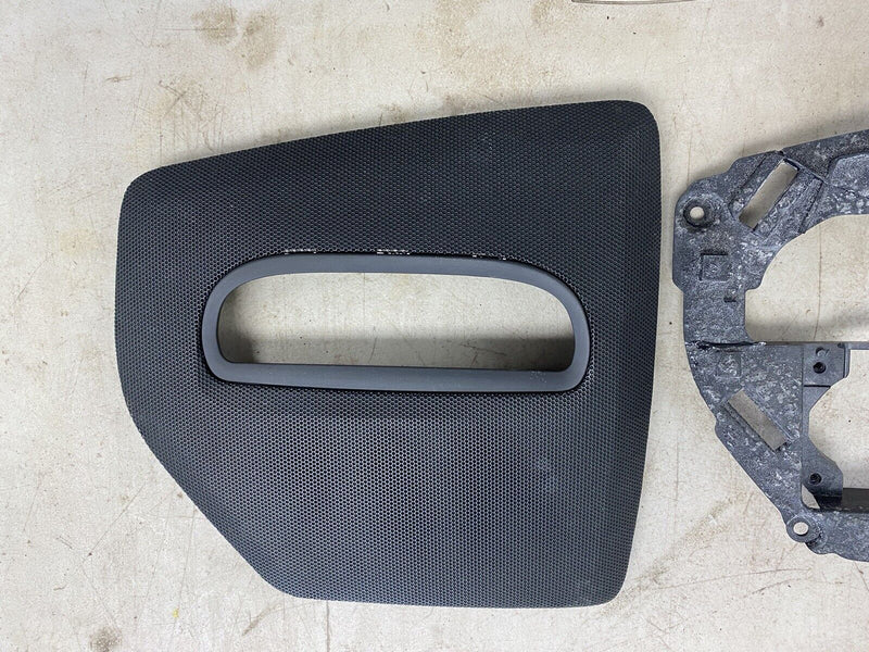 2001-2007 Volvo S60 V70 S60R LHD Navigation Screen Surround Trim Speaker #1979E