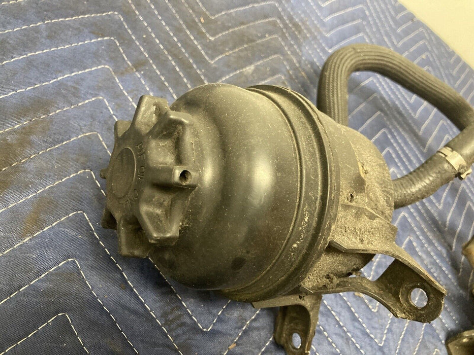 1997-2003 BMW E39 525i 528i 530i Power Steering Pump w/ Reservoir OEM #541M