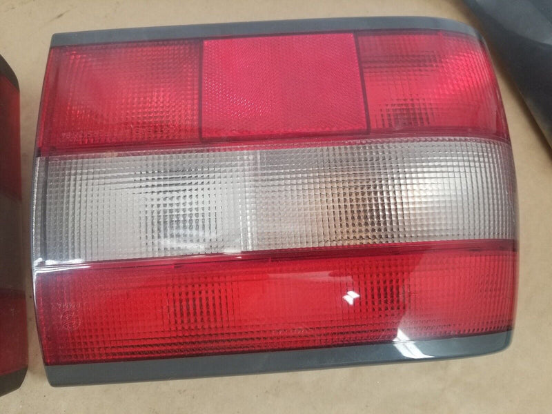 1993-1997 Volvo 850 850R Sedan Rear Tail Light Set Deck Lid & Sides OEM #2877E