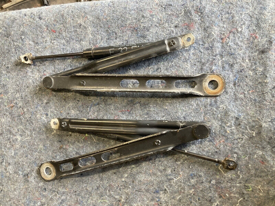 1986-1994 BMW 7 Series E32 Hood Hinges Hinge Set Hydraulic Lifts OEM #817M