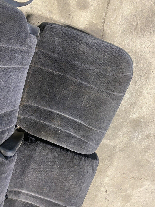 2001-2004 Dodge Dakota Crew Cab Dark Gray Cloth Rear Seat Set OEM 60/40 #2471E