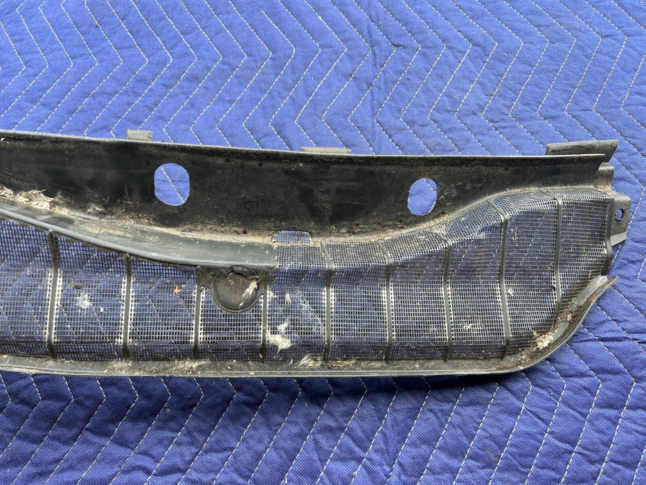 1979-1985 Mercedes 300SD W126 Wiper Cowl Shield Trim Cover 1268300113 OEM #362EM