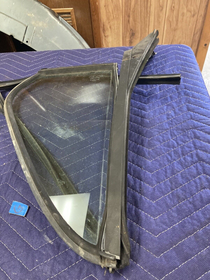 1982-1994 BMW E30 318i 325i Rear Left Quarter Glass Window 43r-001025 OEM #2503M