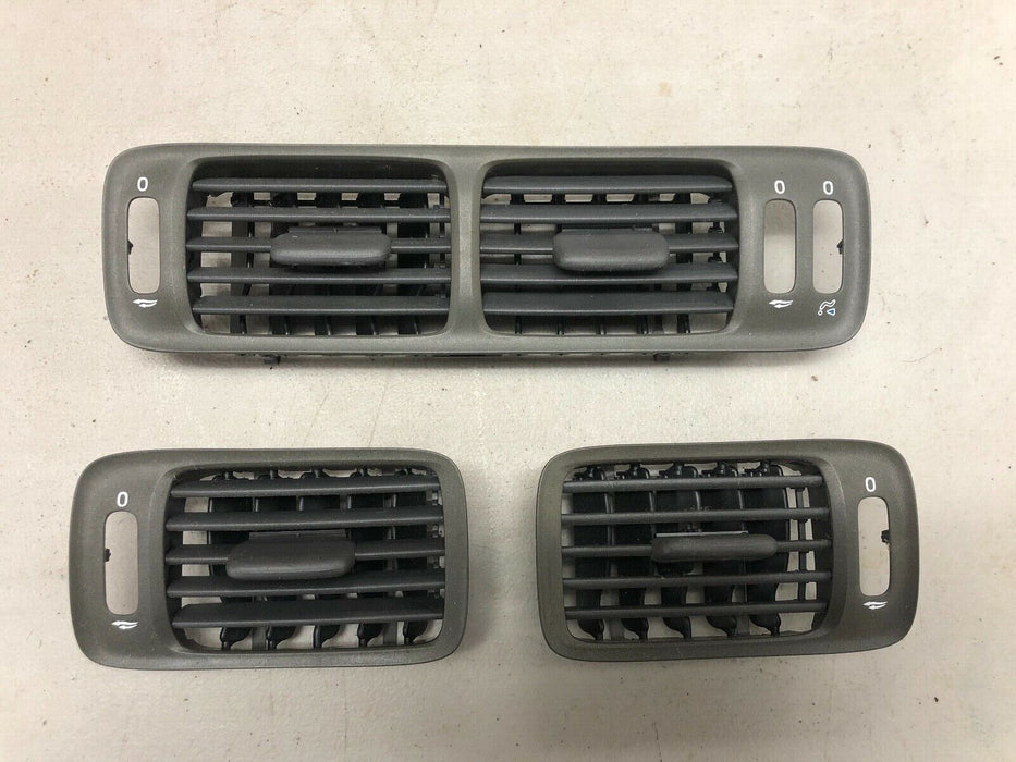 1998-2000 Volvo V70R S70 V70 Upper Dash Heater/Air Vent Set OEM 9481651 #25EM