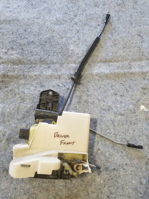 99-05 VW Volkswagen JETTA OEM DRIVER DOOR L LOCK ACTUATOR ASSEMBLY #213CN