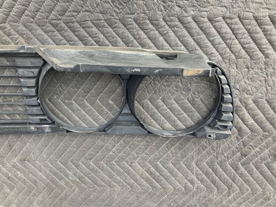 1982-1994 BMW E30 318i 325i Headlight Grille Right RH Trim 1945886 OEM #2191M