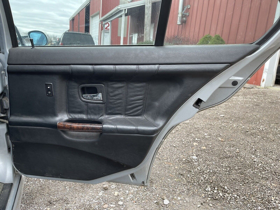 92-99 1995 96 1997 1998 OEM BMW M3 E36 Passenger Rear Door Sedan M3 RH #183J