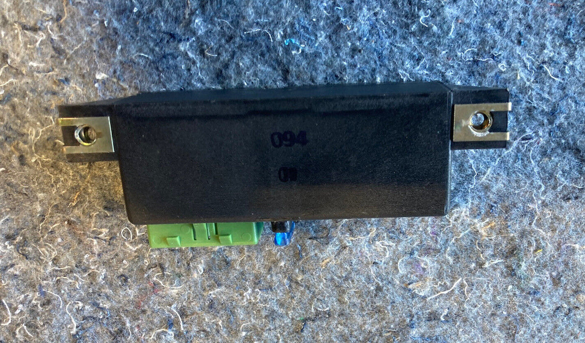 1986-1994 BMW 7 Series E32 Onboard Relay Module Unit 1378027 OEM #1059M