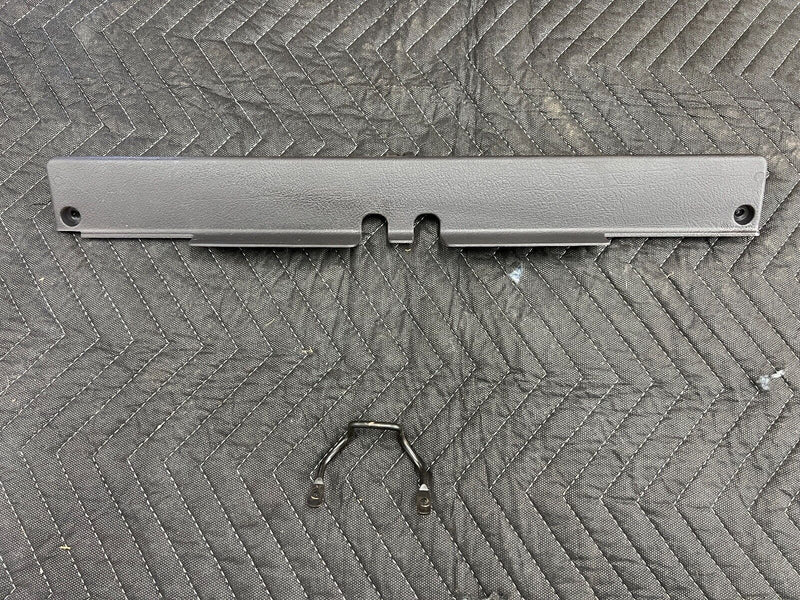 1998-2001 Dodge Ram 1500 Dark Gray Glove Box Compartment Latch & Trim OEM #713EM