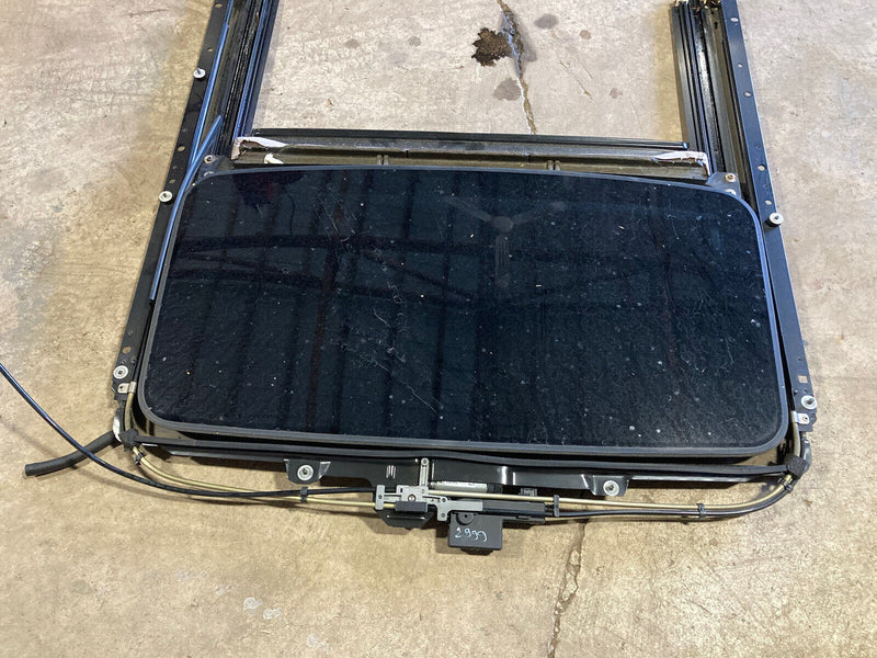 2004-2007 Volvo S60R S60 Sunroof Assembly Moon Roof Sun 44249584 OEM #2800M