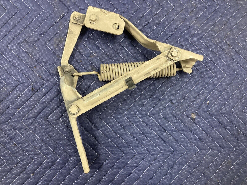 1975-1985 Volvo 242 240 244 245 Hood Hinges Pair Left Right LH RH OEM #1628M