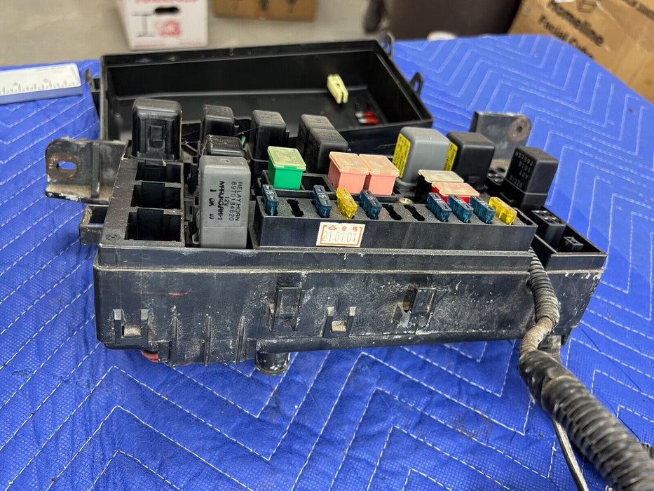 1998-2002 Isuzu Trooper Wiring Junction Engine Fuse Box Relay Box OEM #956EM