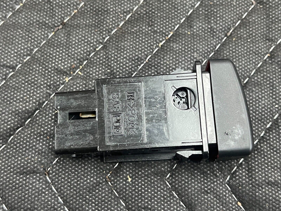 1998-2002 Isuzu Trooper Interior Hazard Emergency Flasher Light Switch OEM#858EM