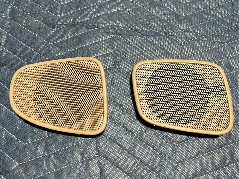 1998-2000 Volvo V70R S70 V70 Pair Front Dash Speaker Tweeter Cover L+R OEM #96EM