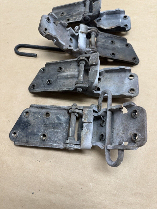 1968-1982 Corvette C3 Left & Right Upper & Lower Door Hinge Set OEM #3223E