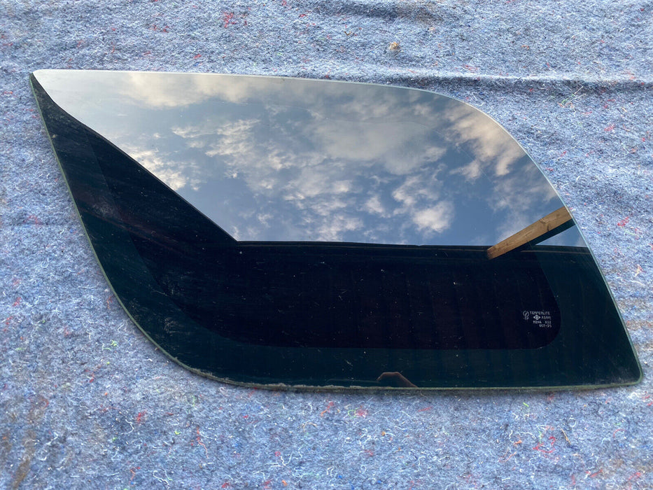 99-01 OEM Rear Left Driver Side Quarter Window Glass ISUZU VEHICROSS #642E