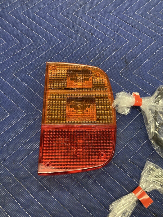 Agco Tail Light Lens Left 2653548M1 #2969MM