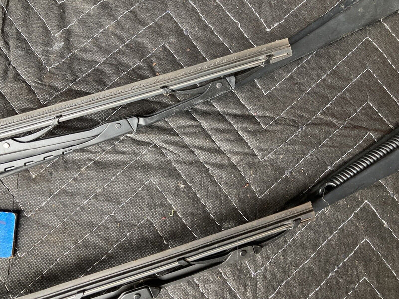 1982-1994 BMW E30 318i 325i Windshield Wiper Arms FH1 191766 OEM #2196M