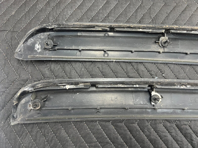 1998-2002 Isuzu Trooper Exterior Rear Quarter Window Trim L & R OEM #868EM