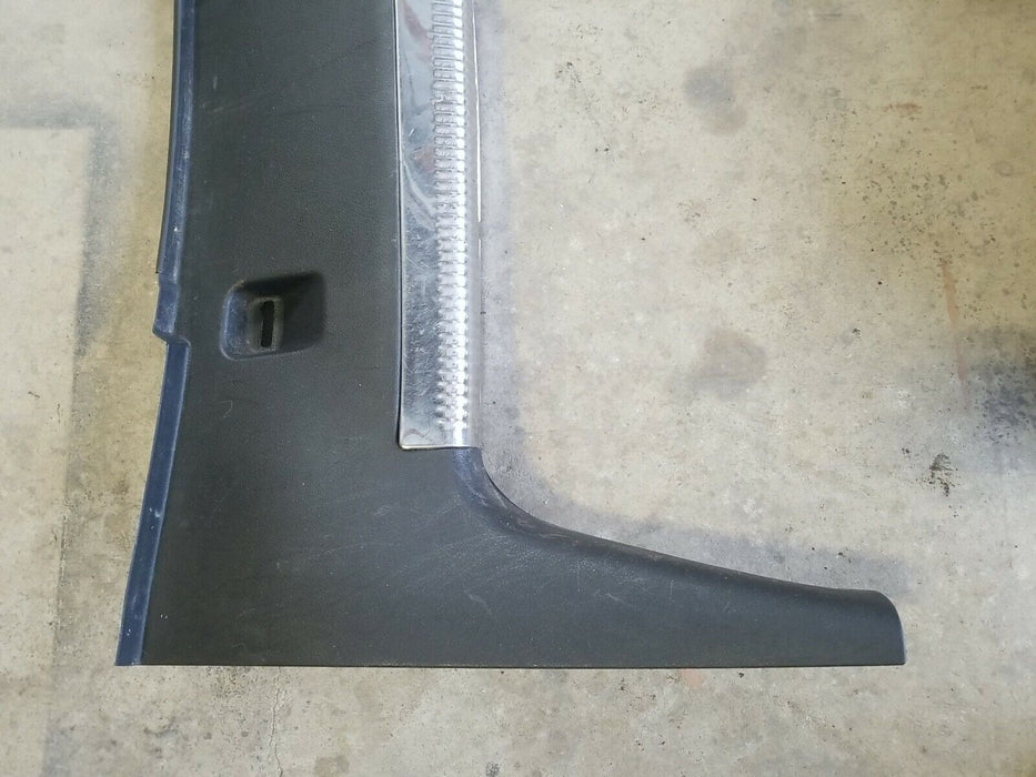 2001-2005 VW Jetta Engine 2.0L 01-05 TRUNK REAR PLASTIC SCUFF PLATE COVER #141CN