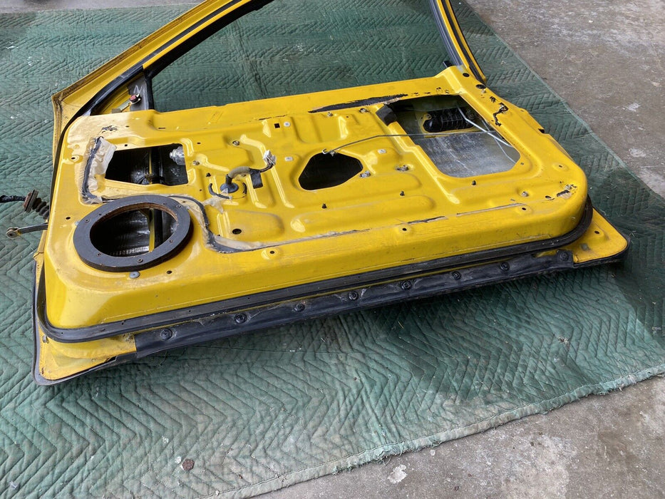 99-01 OEM Right Front Pass Side Door Assembly Yellow RH ISUZU VEHICROSS #627E