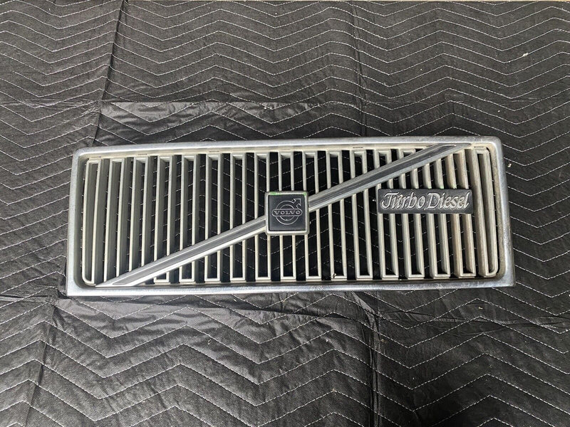 1983-1989 Volvo 740 760 Chrome Diesel Front Grill Emblem Grille 816552 OE #1784E