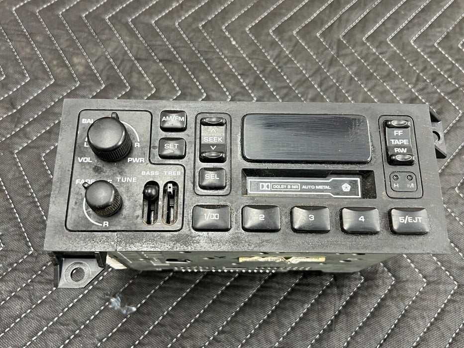 1998-2001 Dodge Ram 1500 AM/FM Radio Cassette Tape Stereo P04858556AD OEM #724EM