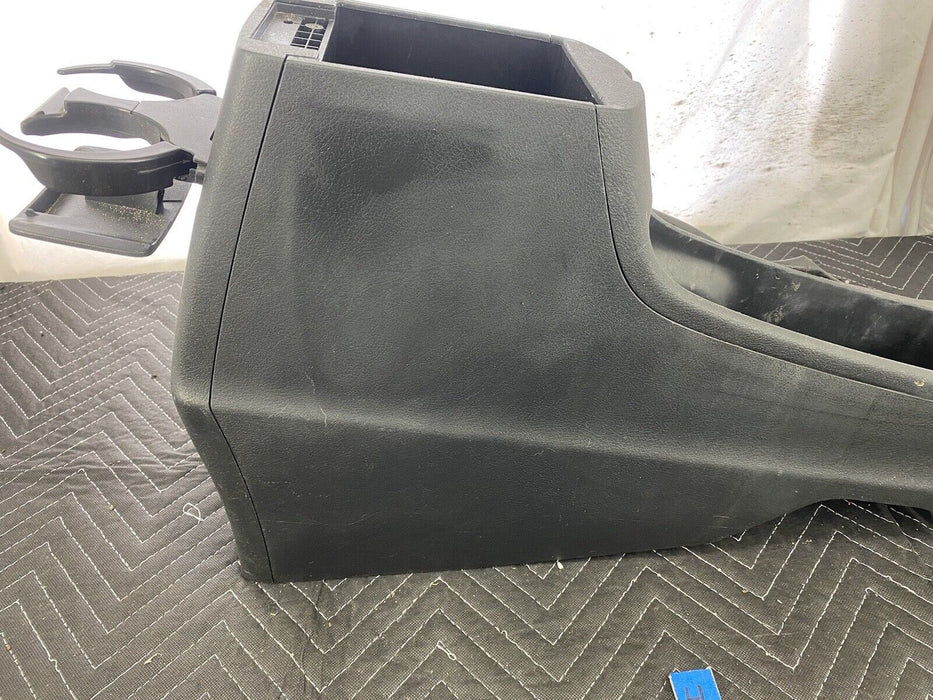 2009-2010 Pontiac Vibe Center Console & Cup Holder Assembly Gray OEM #3159E