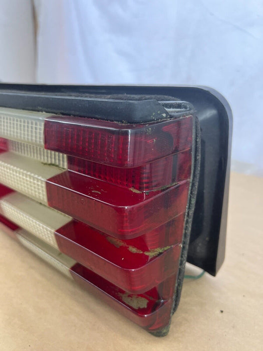 1979-1985 Mercedes 300SD W126 Left Rear Tail Light Assembly Lamp OEM #287EM