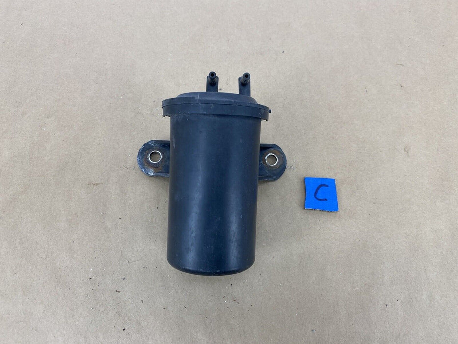 1997-2001 Lexus ES300 Vacuum Surge Tank Reservoir EVAP OEM 25729-62010 #2376E