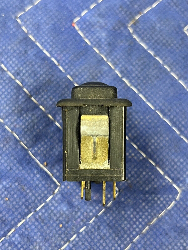 1984-1993 BMW E30 Sedan Power Window Switch Control Button 03831821 OEM #1367EM