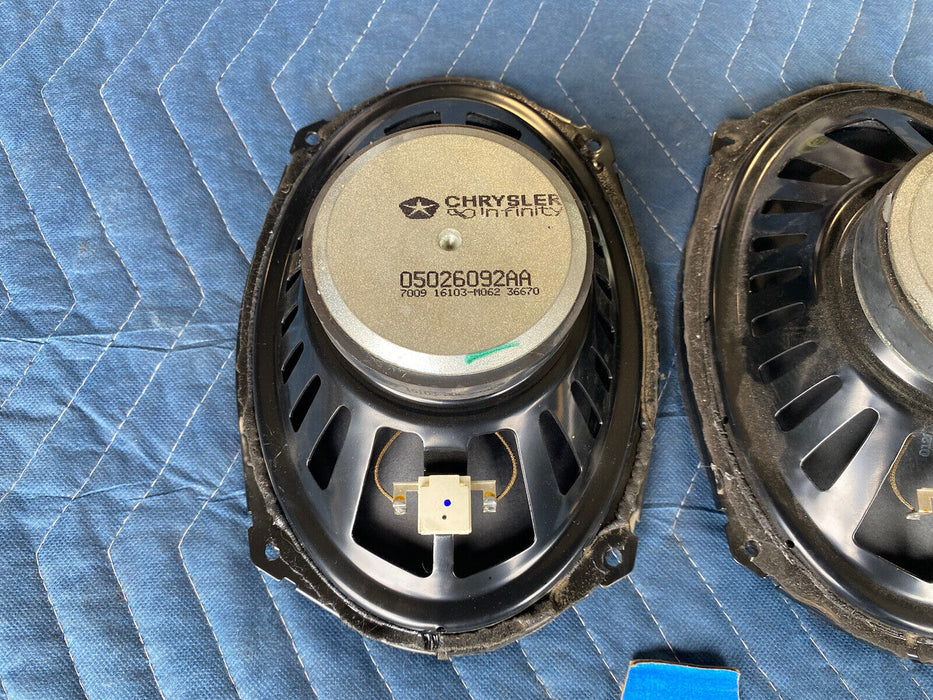 2001-04 Chrysler 300M Infinity Door Dash Speakers Pair L&R 05026092AA OEM #12MC