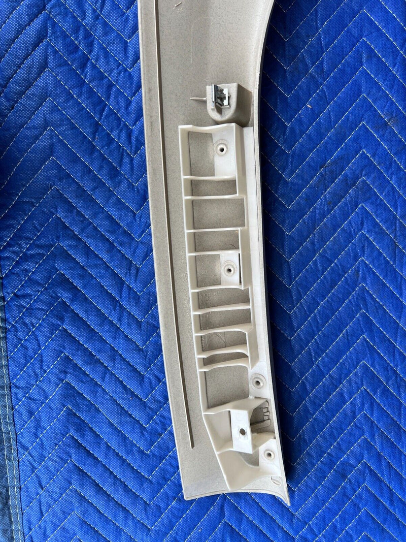 2002-2007 Saturn Vue  OEM Tan L & R A Pillar Trim Panel Covers 226606674 #480EM