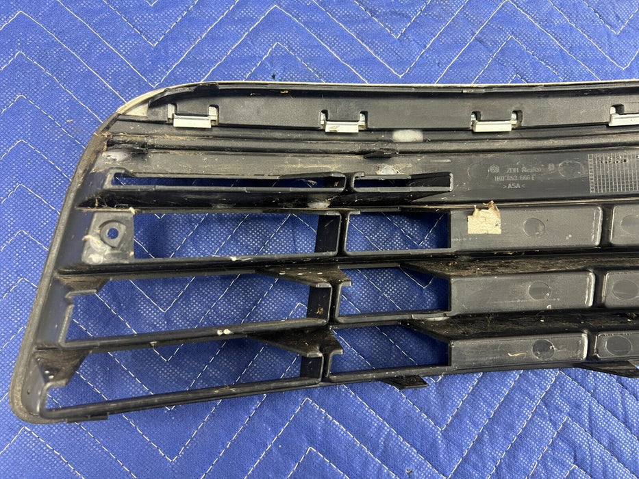 2006-2010 VW Jetta 2.5L Right Fog Light Cover Grille w/Chrome 1K0853666F OE#64MC