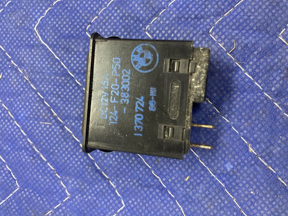 1984-1991 BMW 318i 325i E30 Circuit Breaker Switch Button 1370724 OEM #2538M