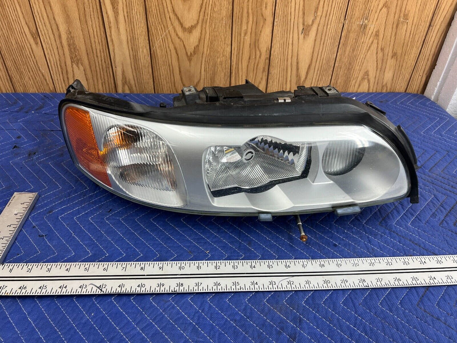 2005-2007 Volvo S60R V70R Passenger Right RH Headlight Lamp 30698824 OEM #1199EM