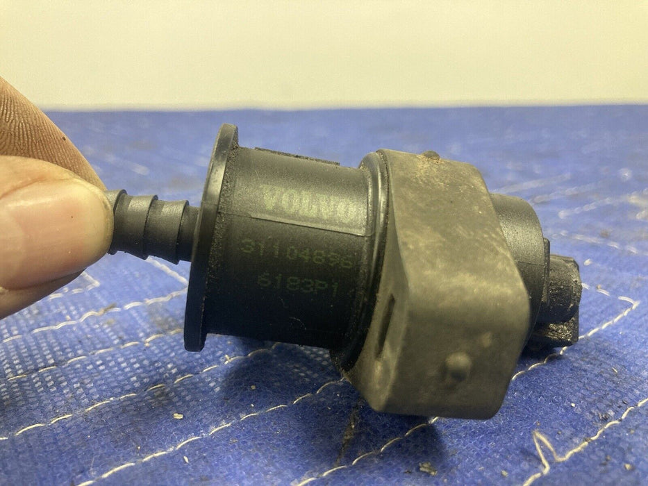 2004-2007 Volvo S60R S60 V70R Shut Off Purge Valve Air 31104896 OEM #2935M