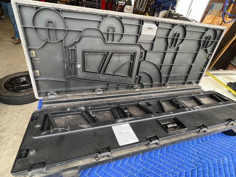 2002-2007 Saturn Vue Rear Cargo Floor Storage Compartment Lid Panel OEM #623EM