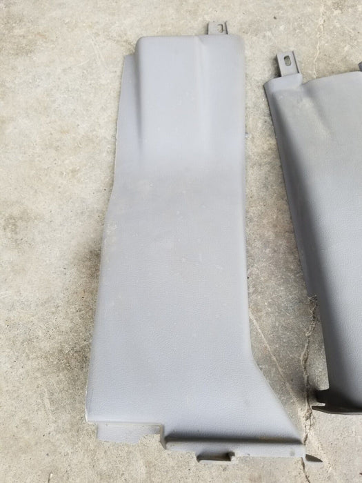 1992-2007 Ford E150 E250 E350 OEM PAIR OF R L PILLAR COVERS PLASTIC VAN #872CN