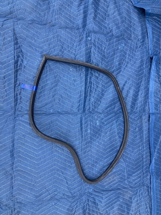 1982-1994 BMW E30 318i 325i Quarter Window Gasket Rear Pop Out #2253M